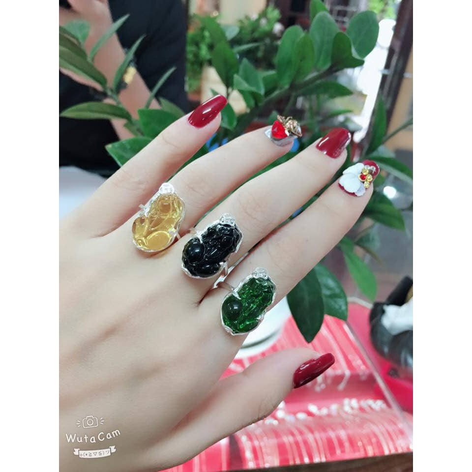 Nhẫn tỳ hưu đủ màu