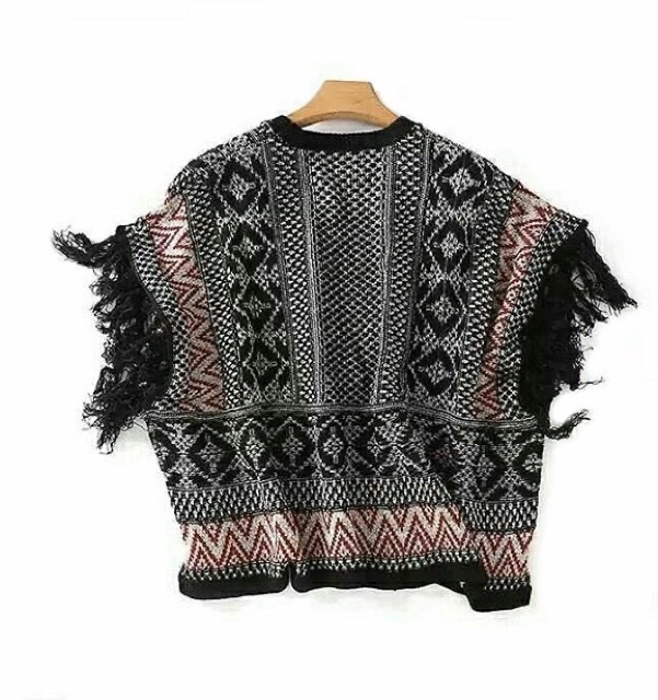 Áo len hoạ tiết