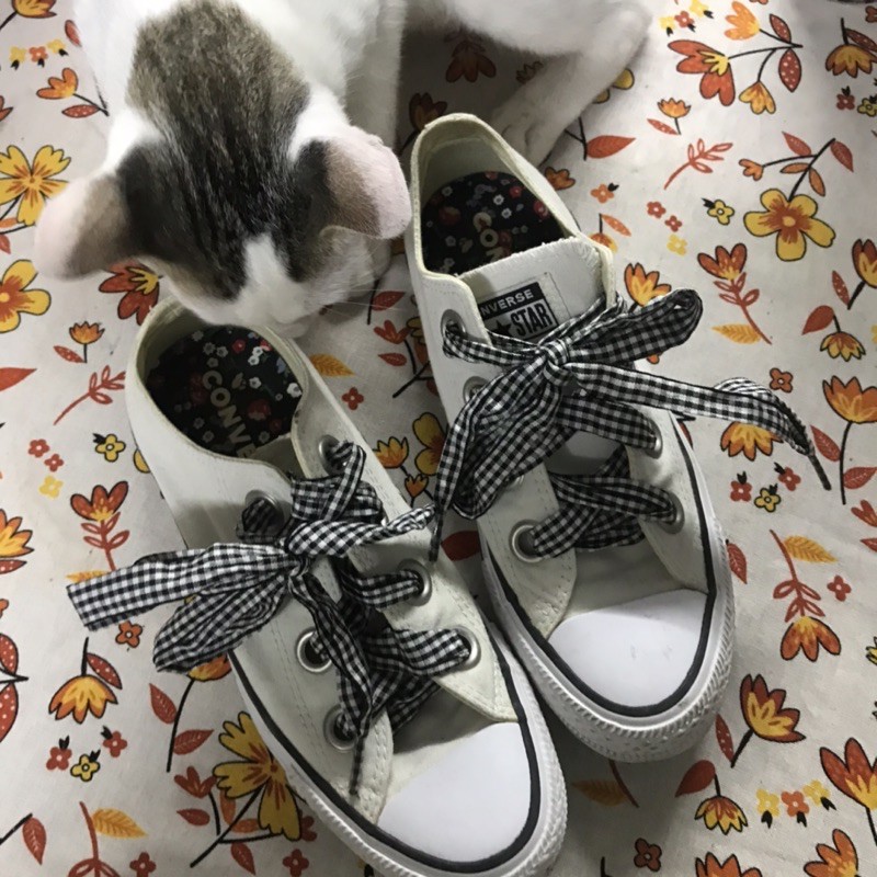 giày converse trắng size 37