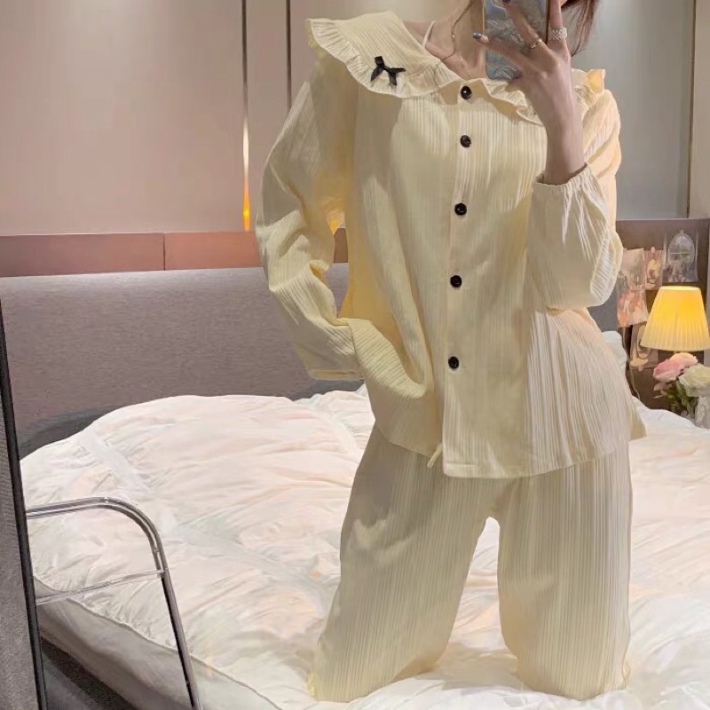 Đồ ngủ thun gân form rộng bộ dài dễ thương màu vàng mơ ( SẴN )
