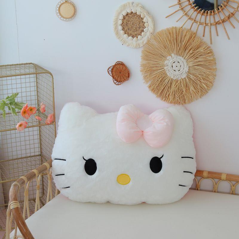 Bộ Chăn Gối Tựa Đầu Và Lưng Hình Mèo Hello Kitty Hai Trong Một Bằng Vải Bông Dễ Thương Dùng Trong Xe Hơi