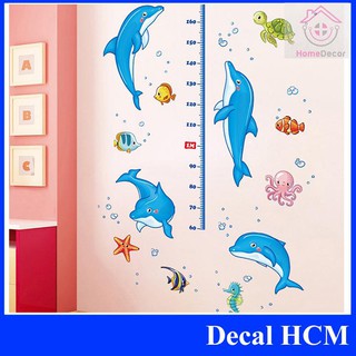(HCM) Tranh decal thước đo chiều cao Cá heo vui nhộn AmyShop Decalhcm