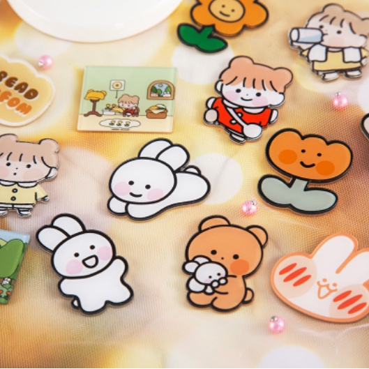 Huy Hiệu Cài Áo Hình Hoạt Hình Đáng Yêu