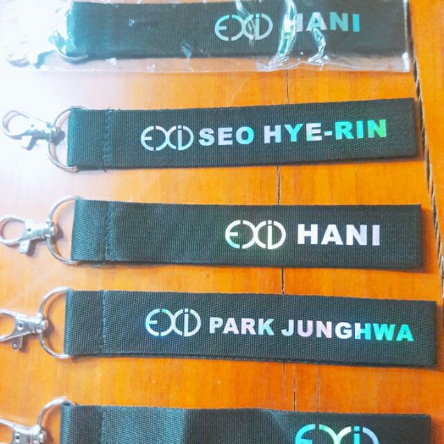 Name tag EXID