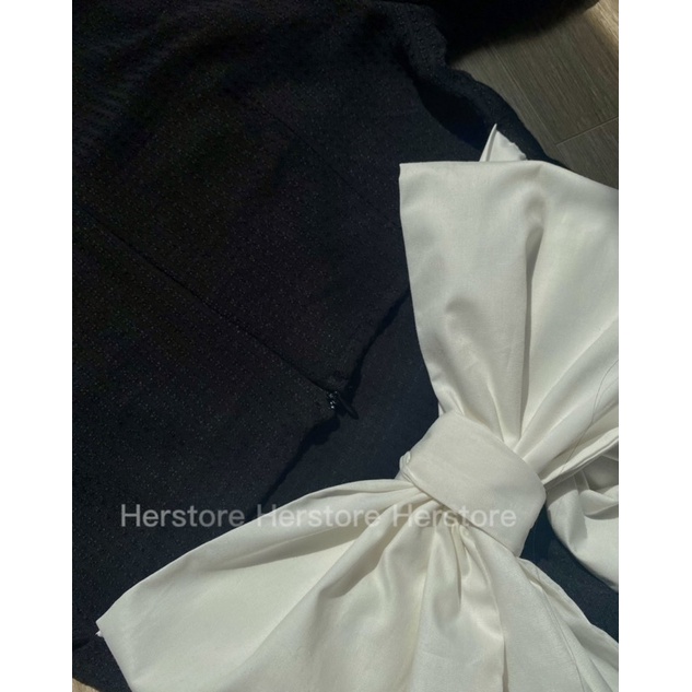 ĐẦM THIẾT KẾ DÁNG XÒE THẮT NƠ CỔ VUÔNG-HERSTORE