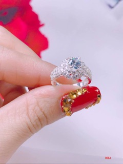 Nhẫn bạc ta