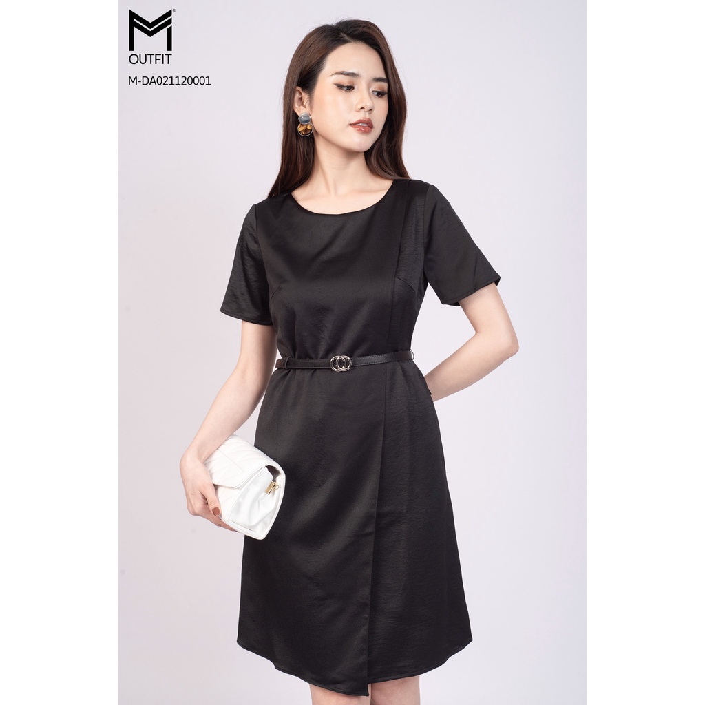 Đầm Suông Tà Lệch kèm thắt lưng MMOutfit M-DA021120001