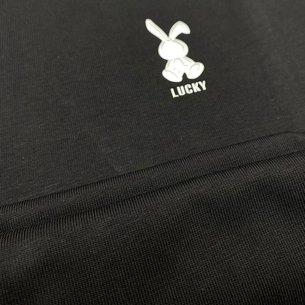 HLA - Áo thun nam ngắn tay thêu logo thỏ LUCKY Bunny pattern on chest short sleeves black T-shirt
