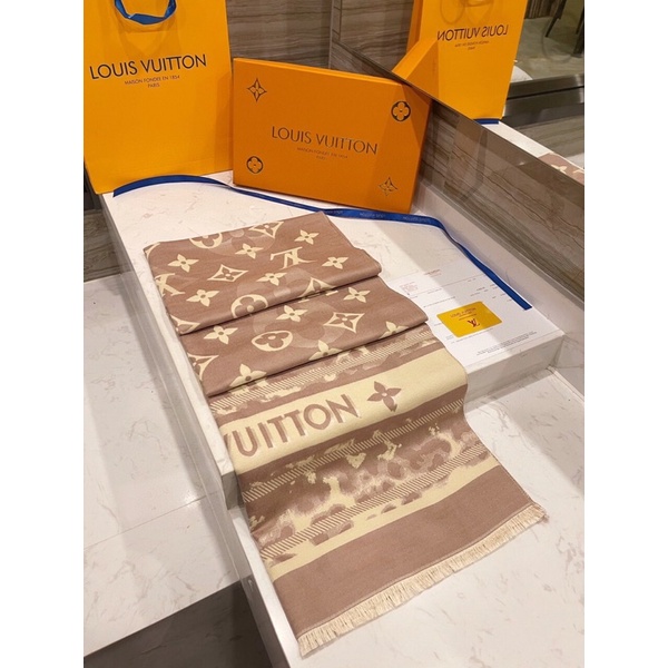Khăn quàng Lóuisvuitton chất siêu mịn