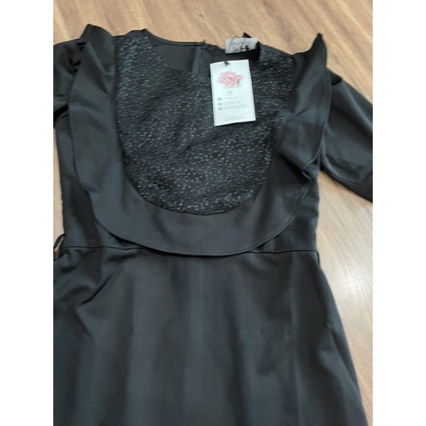 Pass váy thiết kế hãng new tag