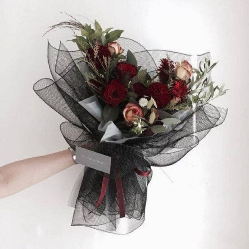LƯỚI BÓ HOA  .lưới cước trơn dùng bó hoa ,loại cứng dễ ôm fom