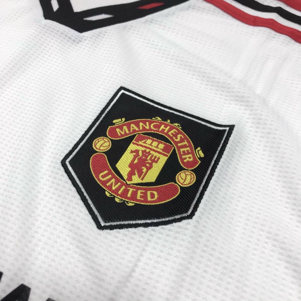 Bộ Quần Áo Bóng Đá M.U Trắng Fex Thái Mẫu  Mới Đét