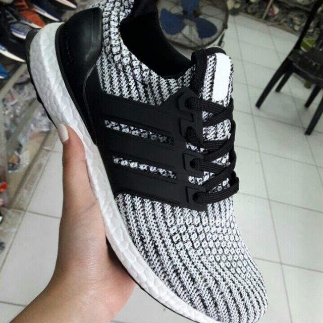 Giày adidas ultra Boost 4.0
