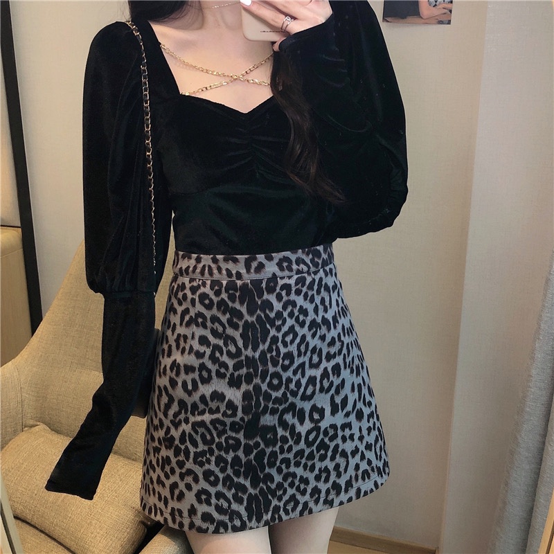 Áo nhung tay bồng sang trọng phong cách cổ điển cho các cô gái | BigBuy360 - bigbuy360.vn