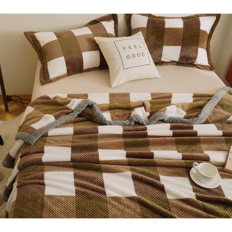 Chăn Lông Cừu Queen  Kirkland Mùa Đông Cao Cấp Mẫu Mới 2022