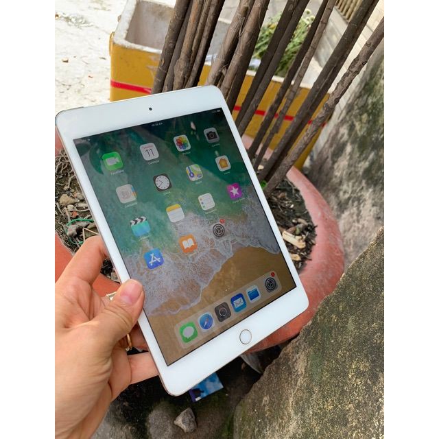 [Giá siêu tốt] IPad mini 4 sử dụng sim 4G và wifi dung lượng 128GB màu gold | BigBuy360 - bigbuy360.vn