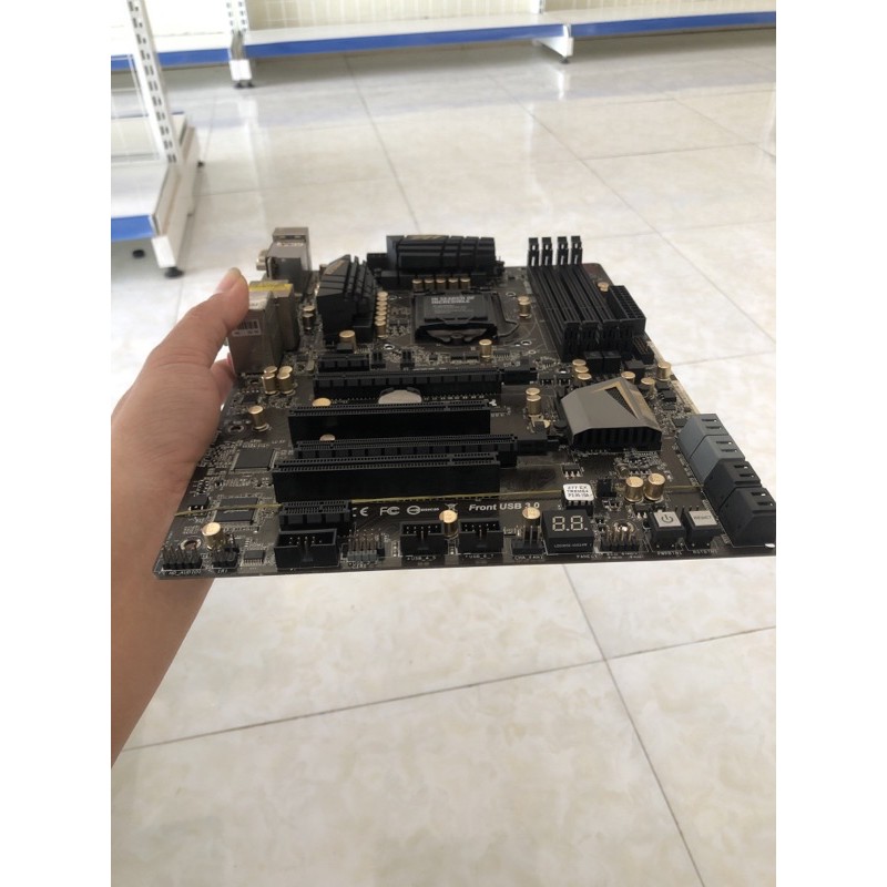 Mian asrock Z77 Extreme4 sk 1155
