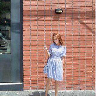 ĐẦM SỌC THẮT EO VẢI XỐP