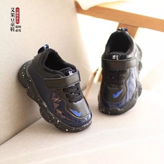 Giầy thể thao bé trai bé gái size 21-25