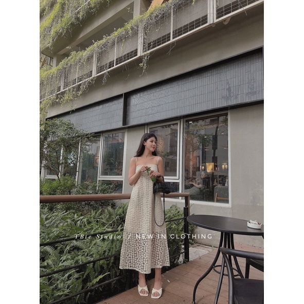 Váy 2s ren hoa nhí