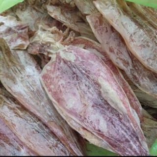 2 CON MỰC KHÔ ăn thử