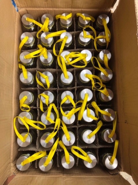 CHAI THUỶ TINH 500ML CÓ NẮP ĐẬY VÀ DÂY XÁCH HOẶC IN HÌNH CÓ DÂY XÁCH