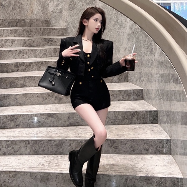 Bộ Áo Liền Quần Màu Đen Cổ Đứng + Quần Short Ôm Dáng Phong Cách Pháp Thời Trang Cho Nữ