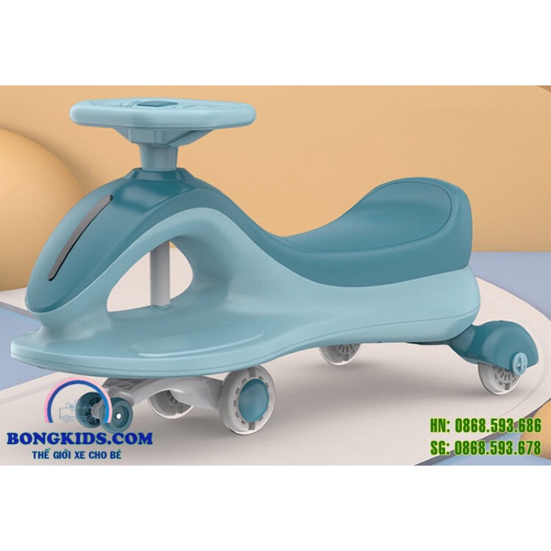 Xe lắc cao cấp cho bé 8068