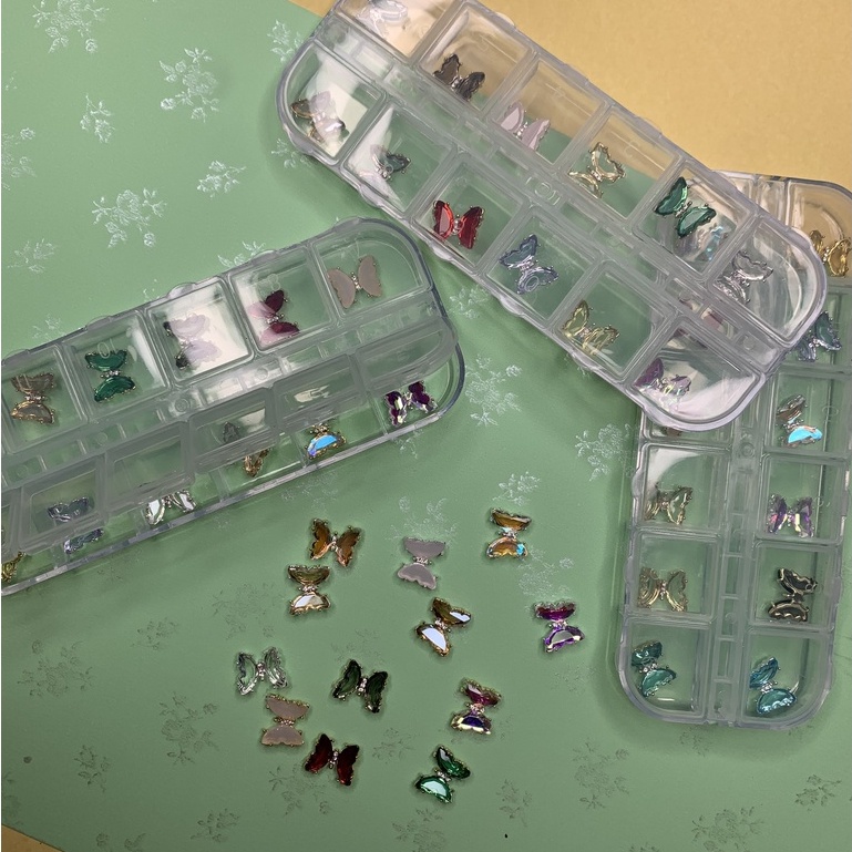 Set 12 Charm Bướm Đẹp Lung Linh 12 Màu Khác Nhau Ngẫu Nhiên