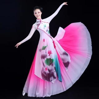 Váy múa sen nhập chuẩn chất đẹp