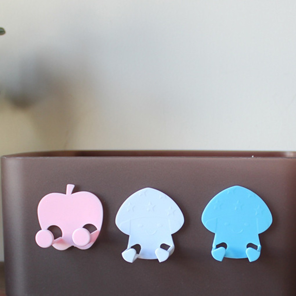 Bộ 6 móc treo dán tường gắn phích cắm điện và balo tiện dụng