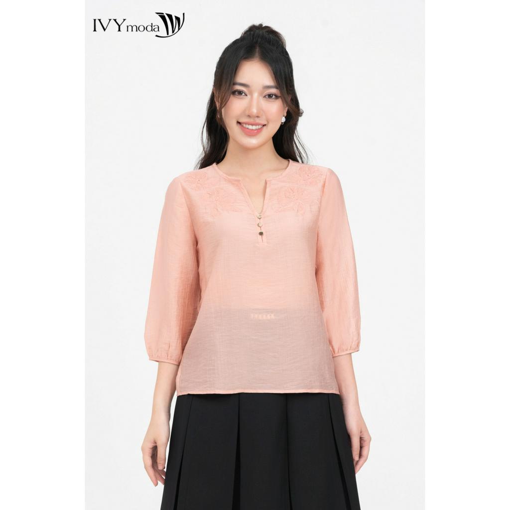 Áo kiểu cổ V phối khuy nữ IVY moda MS 17M8246