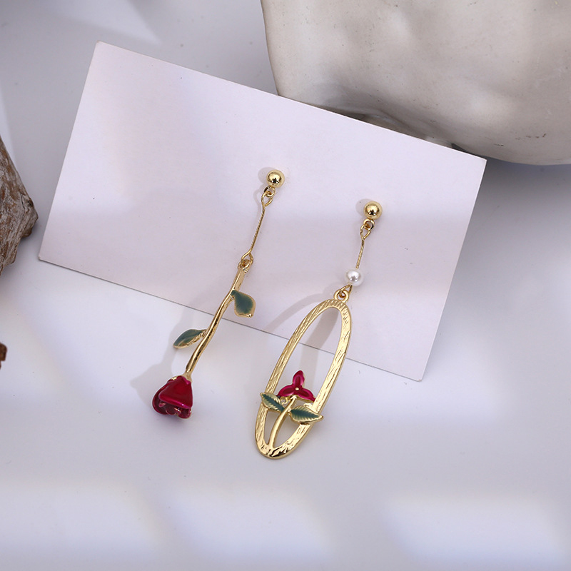 Khuyên tai dáng dài hình hoa hồng đính ngọc trai giả thời trang vintage cho nữ