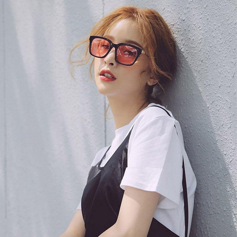 VANES1 Kính Râm Vintage Tròng To Chống Tia UV400