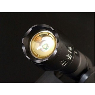 Đèn pin siêu sáng T6