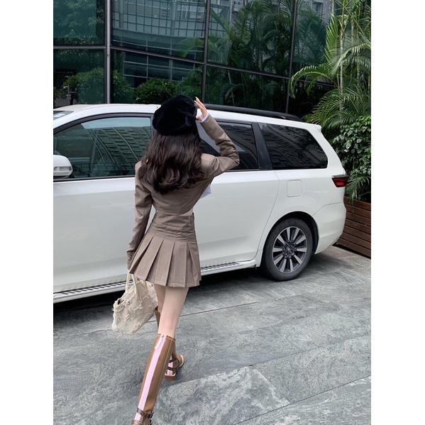 SET ÁO KHOÁC BLAZER DÁNG CROPTOP VÀ CHÂN VÁY TENNIS