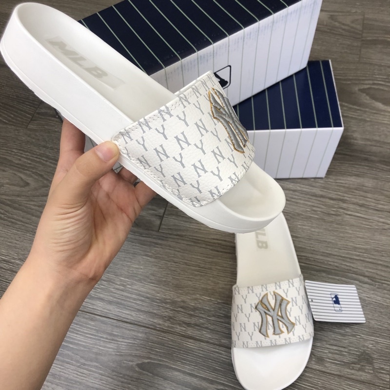 Dép Quai Ngang 𝗠𝗟𝗕 Hàn Quốc Full Size Nam Nữ Logo Thêu 2 Màu Trắng Đen