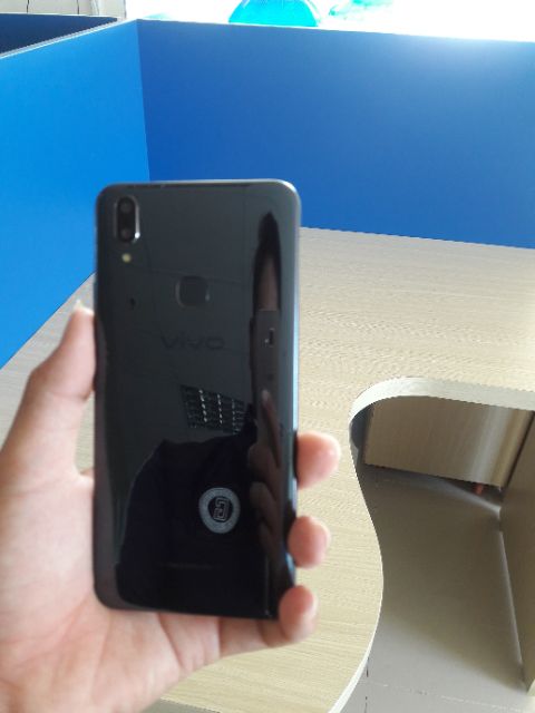 VIVO V9-Chính hảng 100%