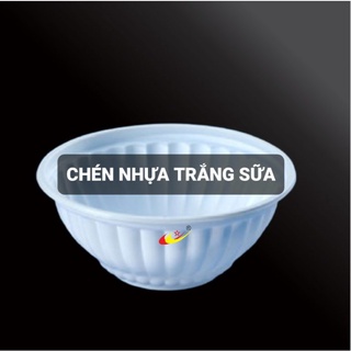 Chén nhựa trắng sữa