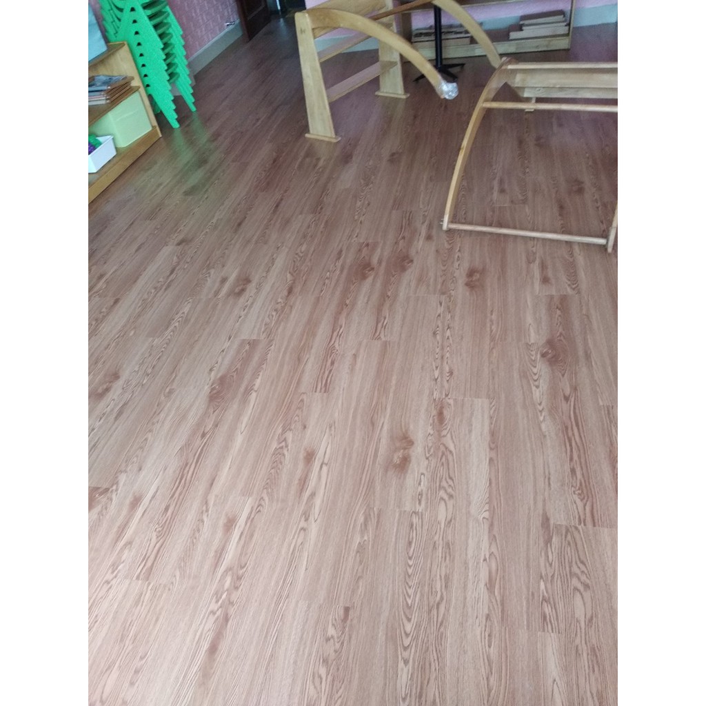 Siêu Rẻ_Miếng Dán Sàn Nhựa Vân Gỗ Siêu Đẹp (nhiều màu) Sẵn Keo Dính