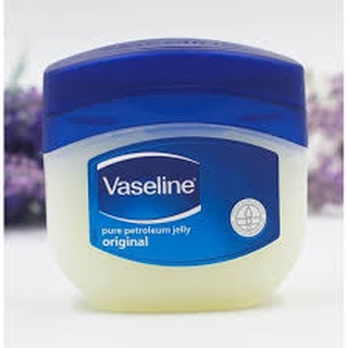 Sáp dưỡng ẩm Vaseline