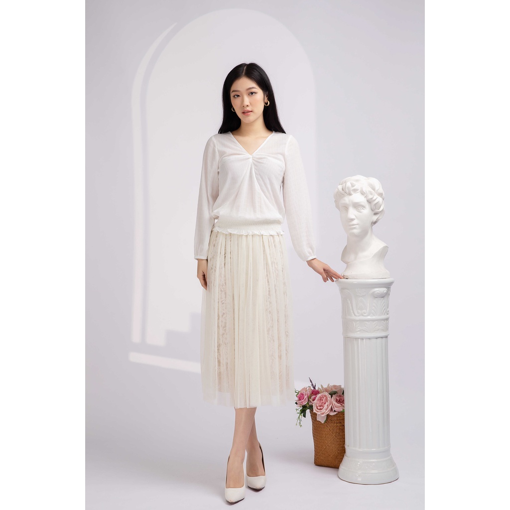 Sơ mi cổ V xoắn gấu bo chun thanh lịch màu trắng thương hiệu Mozlla mã MLA 02WV