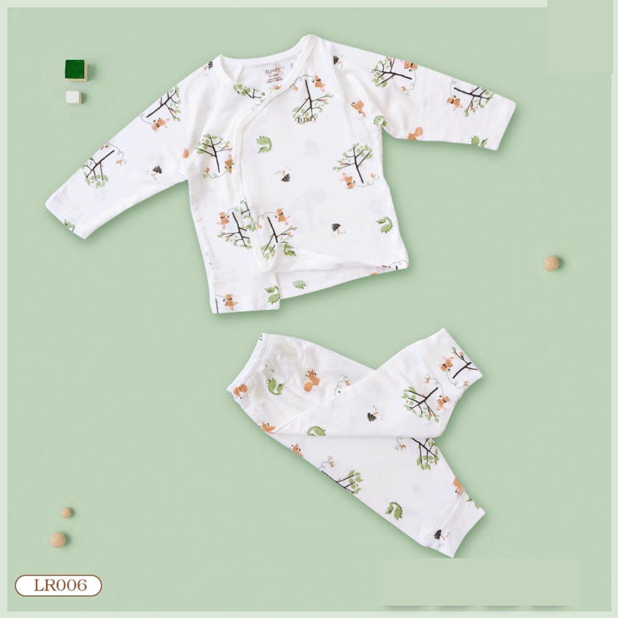 Bộ dài tay cài lệch họa tiết cute cho trẻ sơ sinh với chất vải sợi tre Luxry mềm mịn