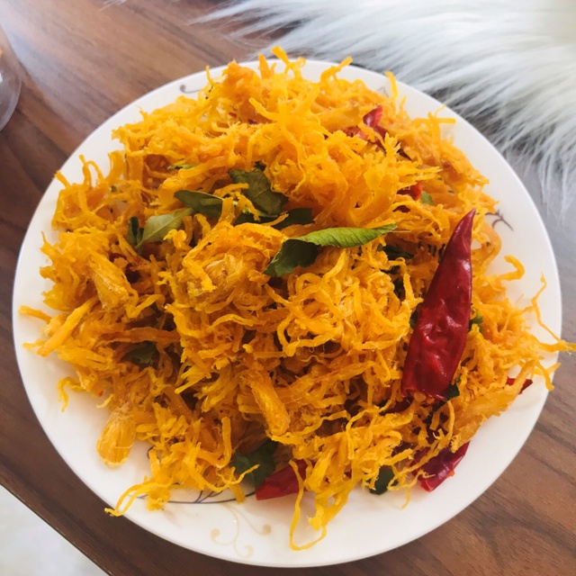 Khô gà lá chanh nhiều loại từ 100gr đến 300gr xé cay vừa thơm ngon đậm vị chuẩn nhà làm ăn vặt Misa | BigBuy360 - bigbuy360.vn