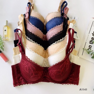 Áo ngực mút vừa 4 móc Lovely