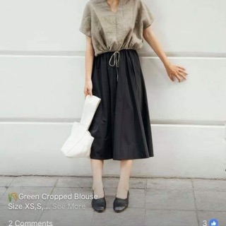 Chân váy nâu xoè libe