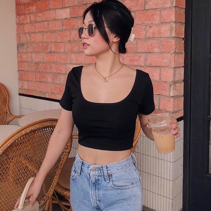 ÁO CROPTOP KIỂU THUN GÂN PHỐI KIỂU CỘT NƠ SAU LƯNG | BigBuy360 - bigbuy360.vn