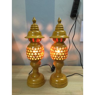 CẶP ĐÈN THỜ GỖ TRÀM BÔNG VÀNG CAO 34 CM MÀU VÀNG