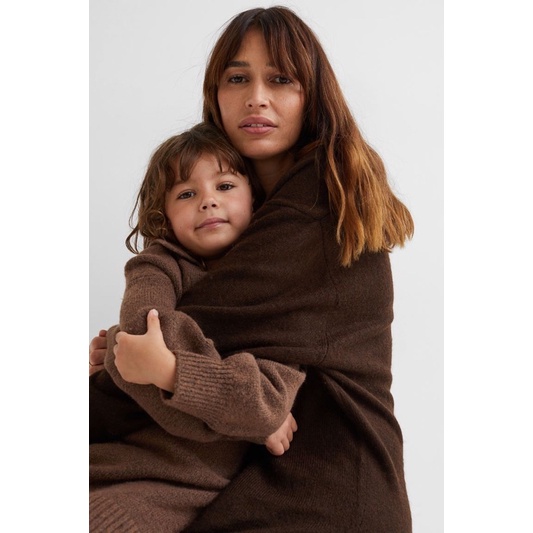 Váy Len Bé Gái Cổ Đức Dáng Suông Nâu HaM