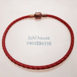 Vòng tay dây da đeo charm